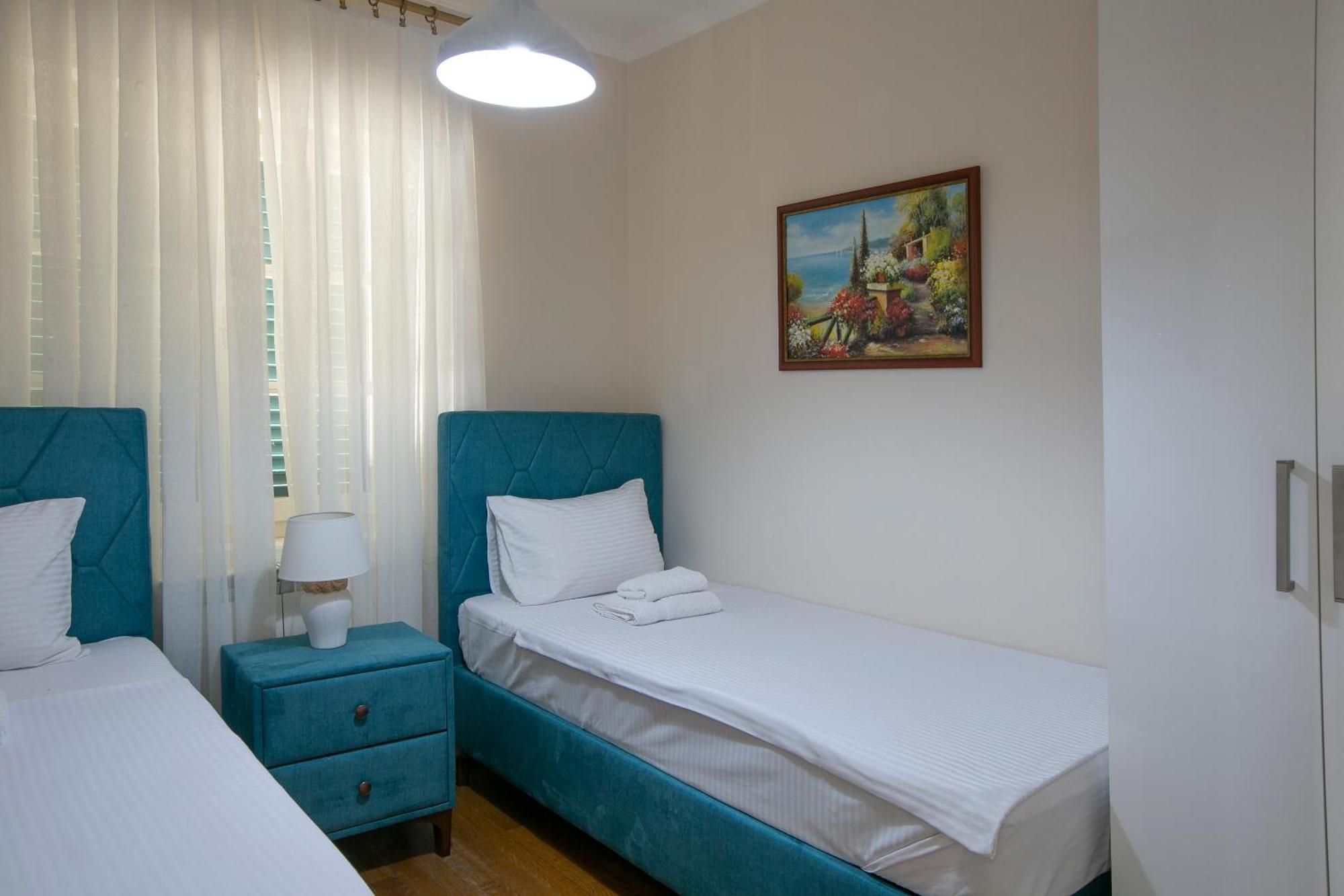 Montesan Luxury Apartment Beach Front Sveti Stefan Exterior foto