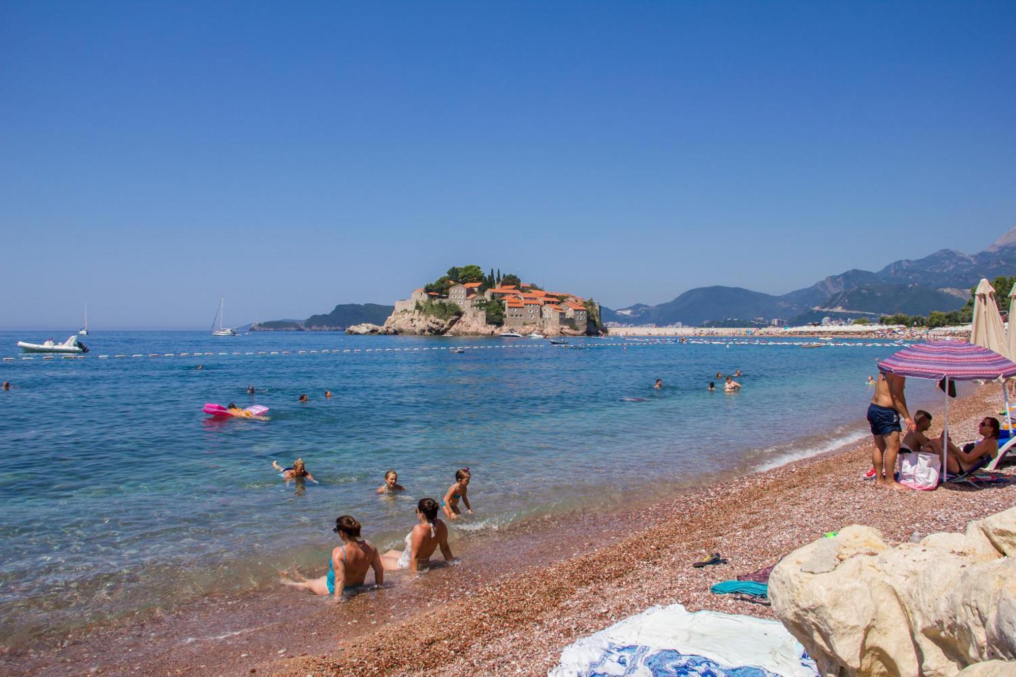 Montesan Luxury Apartment Beach Front Sveti Stefan Exterior foto